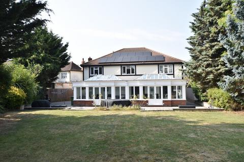 5 bedroom detached house for sale, Ernest Road, Hornchurch, RM11