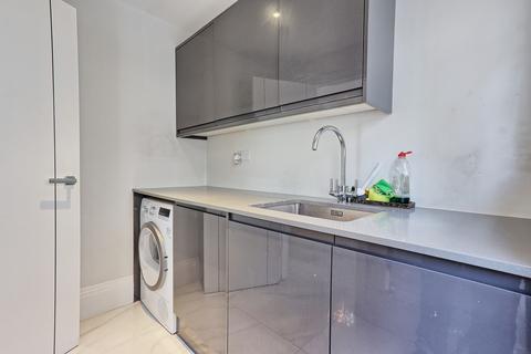 5 bedroom detached house for sale, Ernest Road, Hornchurch, RM11