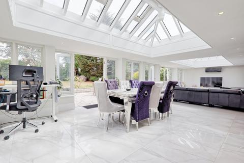 43 Ernest Road, Hornchurch, RM11 3JG