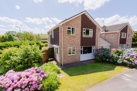 4 bedroom link detached house for sale, Tuckers Close, Crediton, EX17