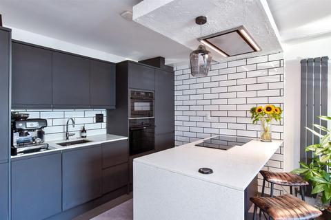 1 bedroom flat for sale, Roedale Road, Hollingdean, Brighton, East Sussex