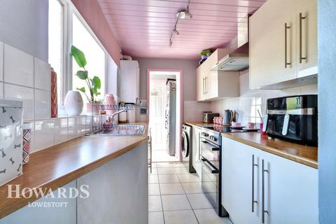 3 bedroom terraced house for sale, Lorne Park Road, Lowestoft
