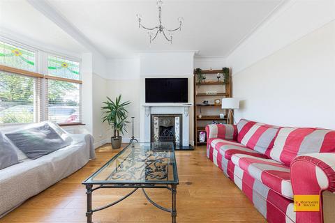 6 Green Moor Link, London, N21 2ND
