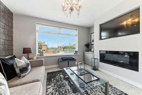 10 Bedford Close, Featherstone, Pontefract, WF7 5LQ