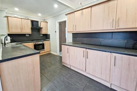 5 bedroom end of terrace house for sale, Mount Pleasant Road, Bolton BL4