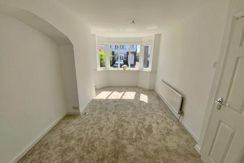 3 bedroom semi-detached house for sale, Petersfield Drive, Rowley Regis B65