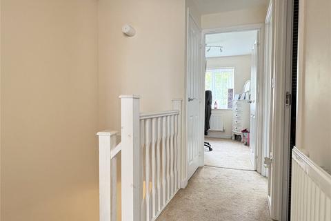 6 Holwick Close, Oldham, OL8 2ST