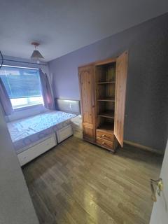 1 bedroom in a house share to rent, Slough, SL3