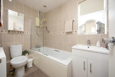 2 Ramsbury Walk, Trowbridge, BA14 0UU