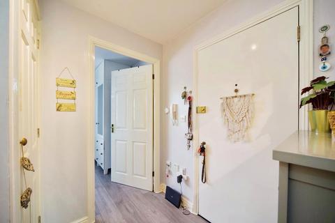 15 Polsten Mews, Enfield, EN3 6YF