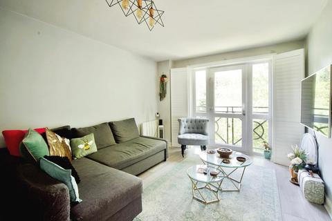 15 Polsten Mews, Enfield, EN3 6YF