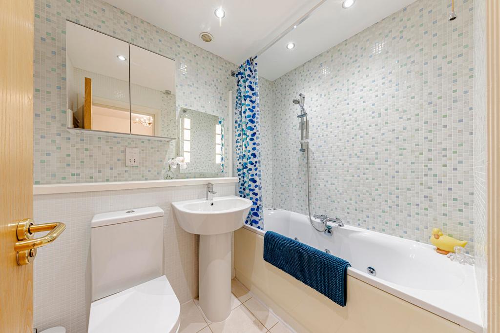 Bathroom (1)