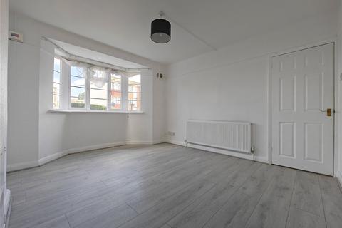 84 Amblecote Road, London, SE12 9TW