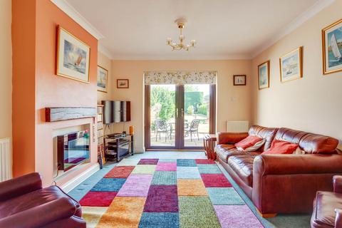 undefined, Conisboro Avenue, Caversham Heights, Reading