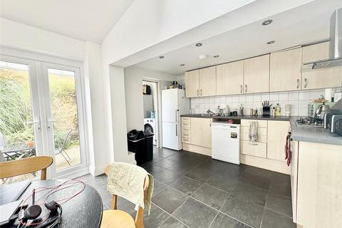 4 bedroom terraced house to rent, Elliotts Row, London SE11