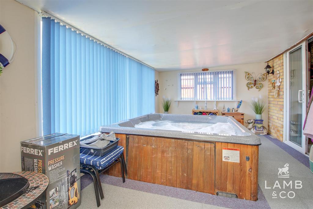 Hot tub room