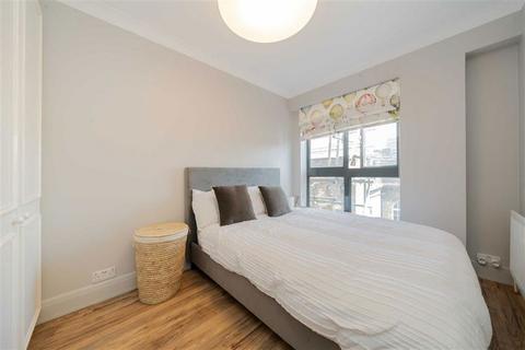 3 bedroom flat for sale, Vauxhall Bridge Road, London SW1V