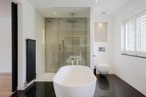 6 bedroom detached house to rent, Fairfield Park, Cobham, KT11