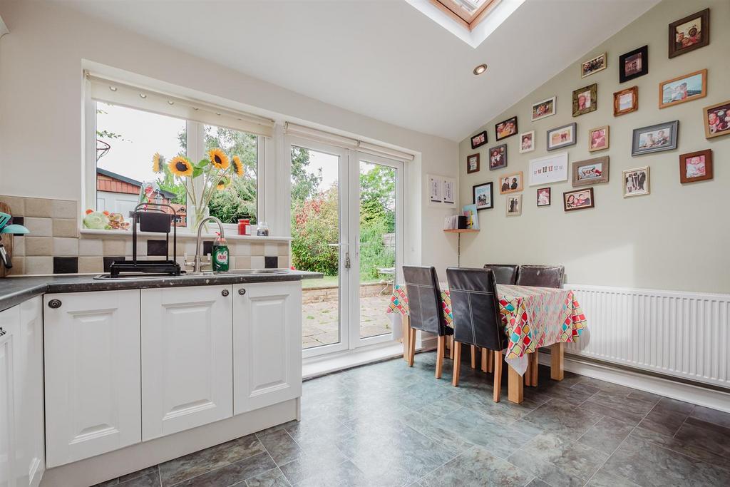 Breakfast Kitchen