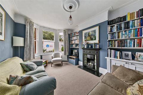 32 Ailsa Avenue, Twickenham, TW1 1NG