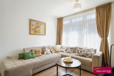 3 bedroom terraced house for sale, MINOTAUR DRIVE, BARNET, EN5