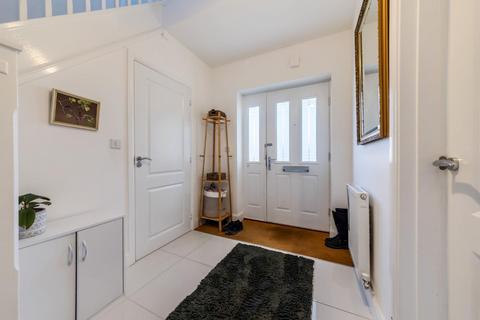 undefined, NO CHAIN INVOLVED - Aspen Close, Great Glen, Leicestershire