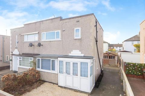 3 bedroom semi-detached house for sale, Daleside Avenue, Pudsey, LS28