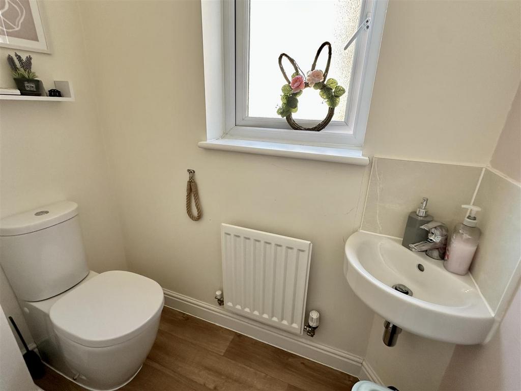 Downstairs wc