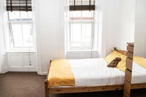 1 bedroom flat to rent, Furzehill Road, Plymouth PL4