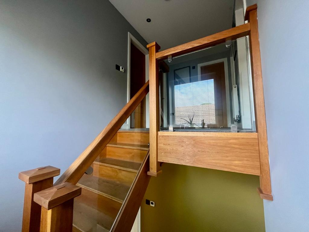 Hall/Landing