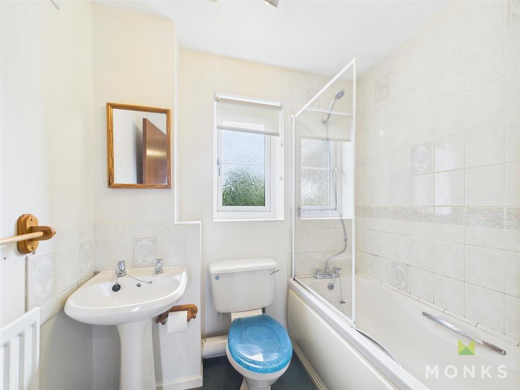 CAM01520 G0-PR0233-STILL011.jpg