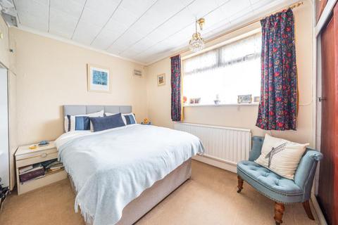 undefined, Slough,  Berkshire,  SL1