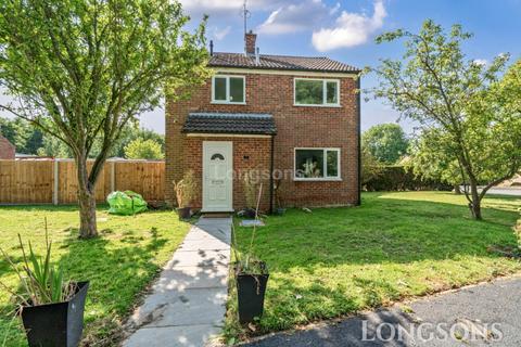 3 bedroom detached house for sale, Elizabeth Drive, Necton