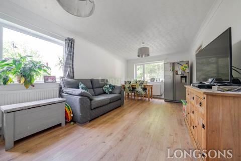 3 bedroom detached house for sale, Elizabeth Drive, Necton