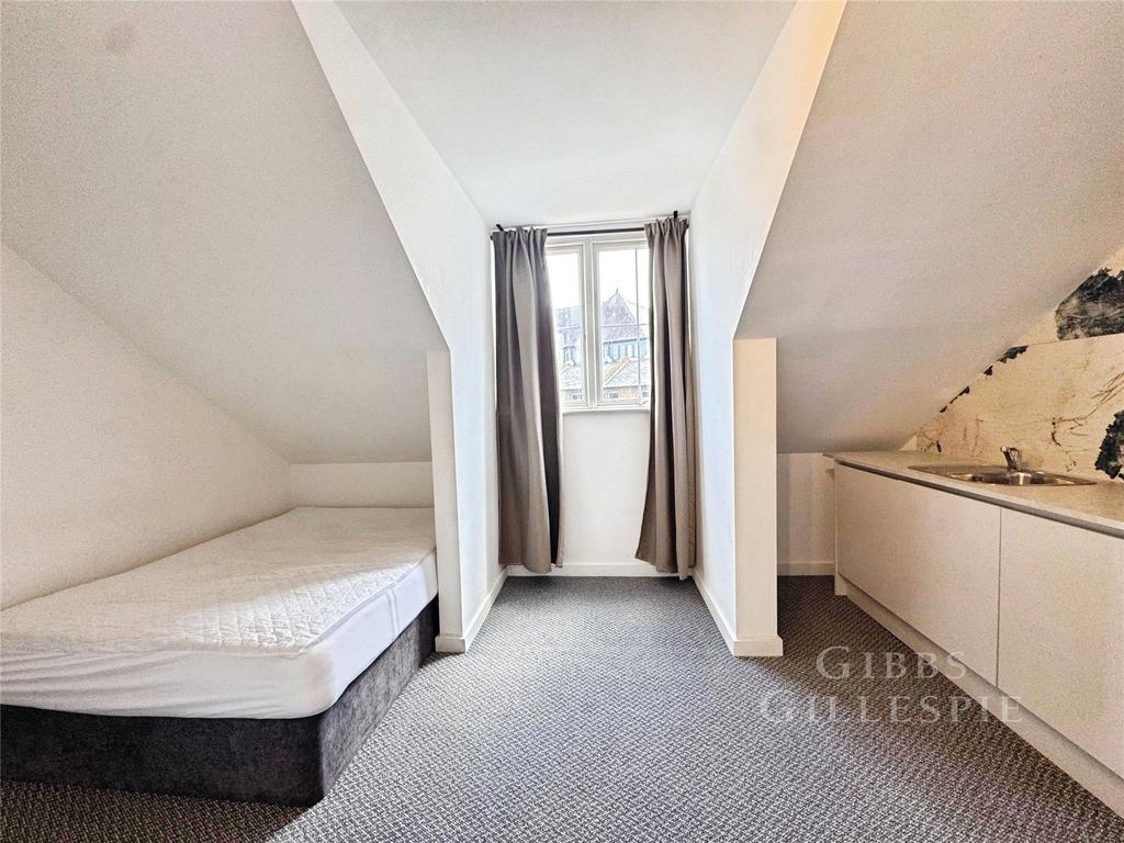 Apartment in London - View 5