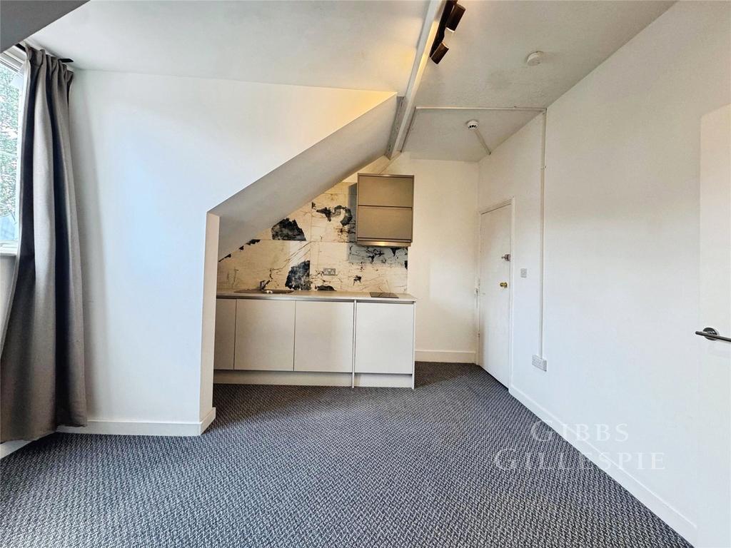 Apartment in London - More