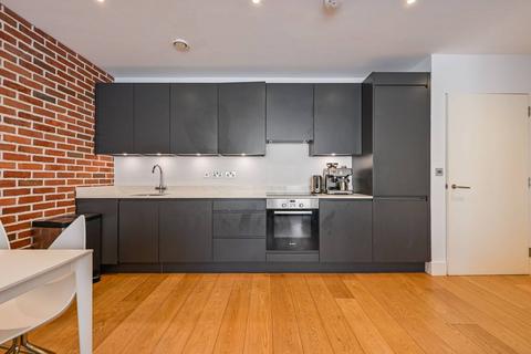 2 bedroom flat for sale, 31 Douro Street, London E3