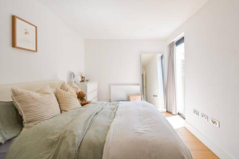 2 bedroom flat for sale, 31 Douro Street, London E3