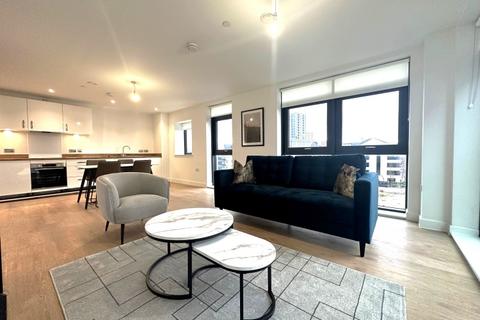 2 bedroom apartment to rent, Furness Quay, Salford M50