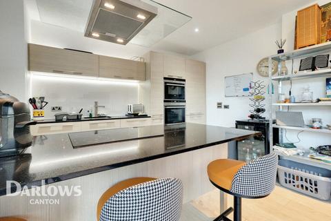 82 Empire Way, Cardiff, CF11 0JW