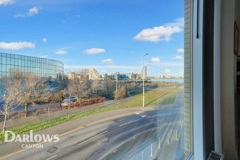 82 Empire Way, Cardiff, CF11 0JW
