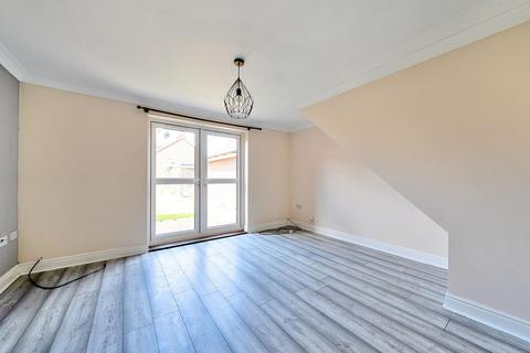 32 Cromwell Road, Flitch Green, Dunmow, CM6 3GE