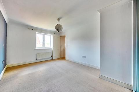 32 Cromwell Road, Flitch Green, Dunmow, CM6 3GE