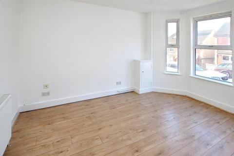 3 bedroom semi-detached house for sale, Woodlands Road, Tunbridge Wells