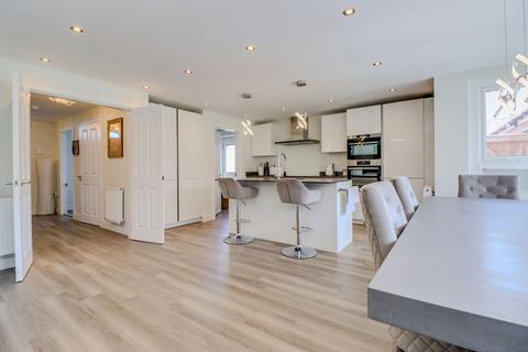 4 bedroom detached house for sale, Earn Drive, Lubbesthorpe, LE19