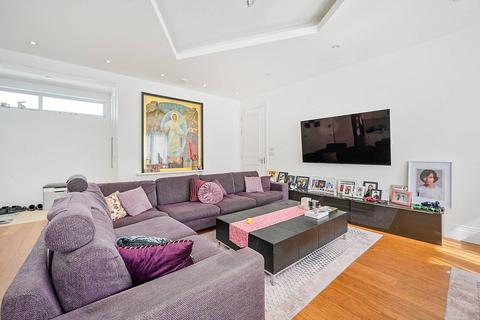 Hoylake Road, Acton, London, W3