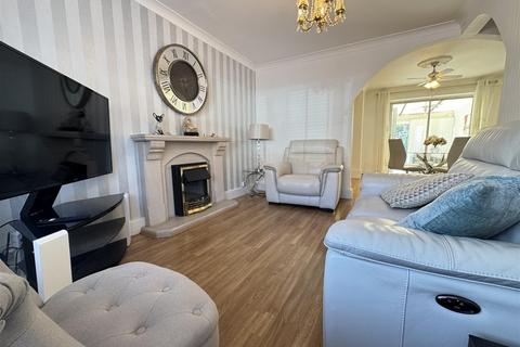 3 bedroom terraced house for sale, Chelmorton Road, Great Barr, Birmingham
