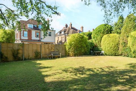 undefined, Busbridge Lane, Surrey GU7