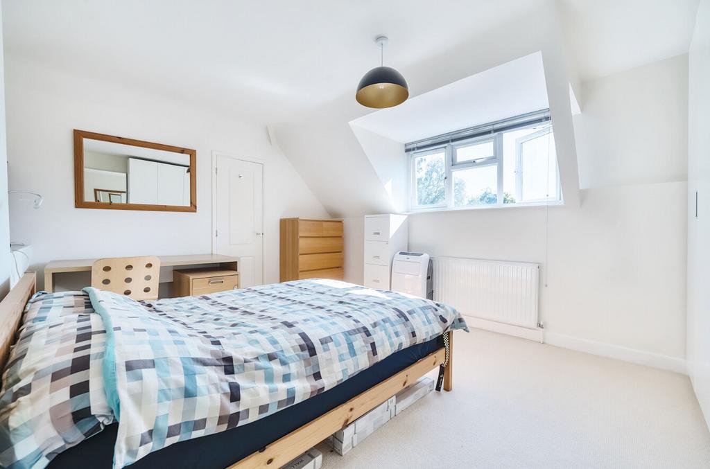 1320501-10-686d45...