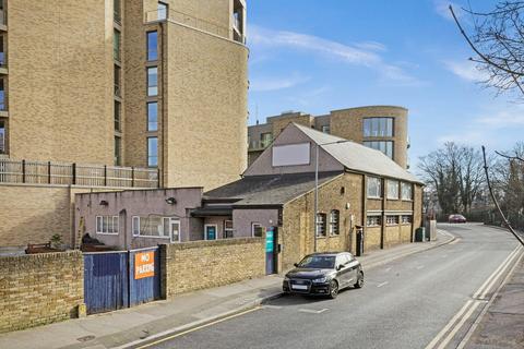 Office to rent, Tavistock Rd West Drayton UB7 7QX